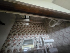 Kitchen in 4 BHK Builder Floor at Sector 16 – for Sale