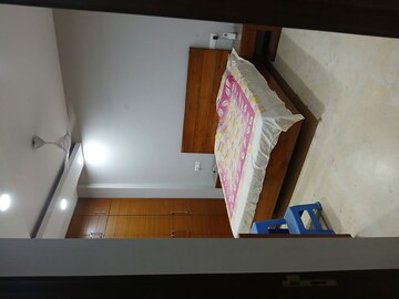 Bedroom in 3.5 BHK Builder Floor at Eros Rosewood City, Sector 49 – for Rent