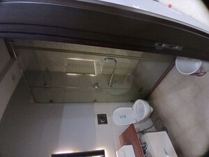 Furnished Amenities in 3.5 BHK Builder Floor at Eros Rosewood City, Sector 49 – for Rent