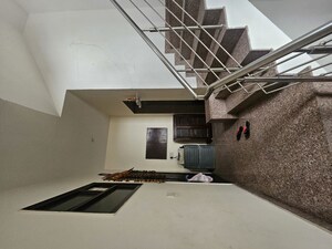 3 BHK Builder Floor For Sale in Sector 9