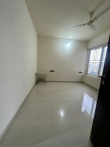 Room in 3 BHK Apartment at Punawale – for Rent