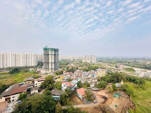 Master Bedroom in 2 BHK Apartment at Lodha Lakeshore Greens, Dombivli East – for Rent