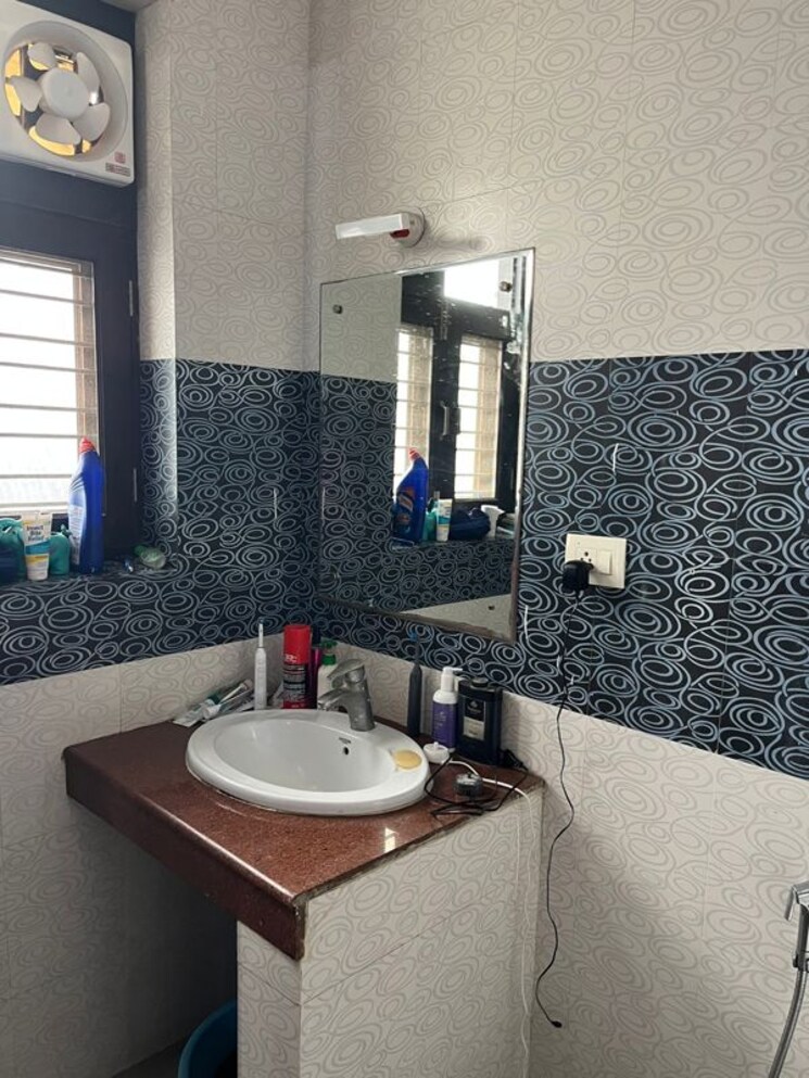 Living Room, sector 43 2 Bedroom 201 Sq.Yd. Builder Floor In Sector 43 Gurgaon 9723953