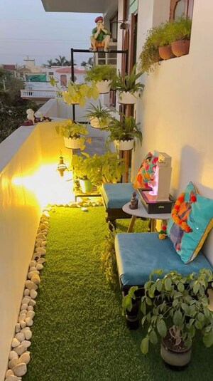  Pg For Rent in Viraj Khand