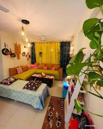  Pg For Rent in Vineet Khand