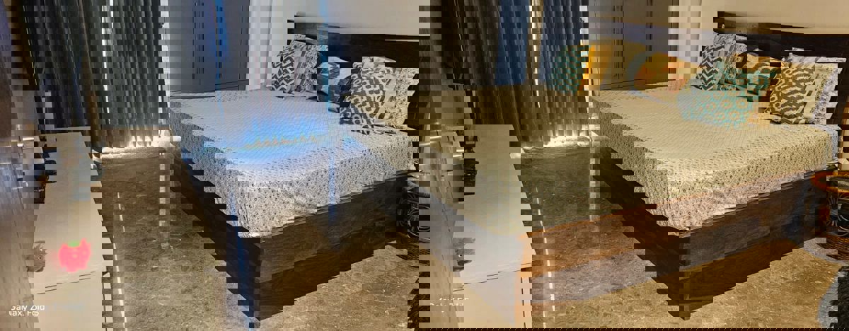 4 BHK + Servant Room 3000 Sq.Ft. Builder Floor in Green Wood City