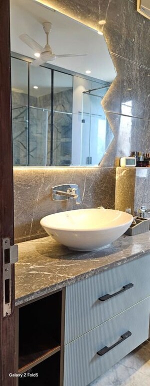 Bathroom in 4 BHK Builder Floor at Green Wood City, Sector 45 – for Rent