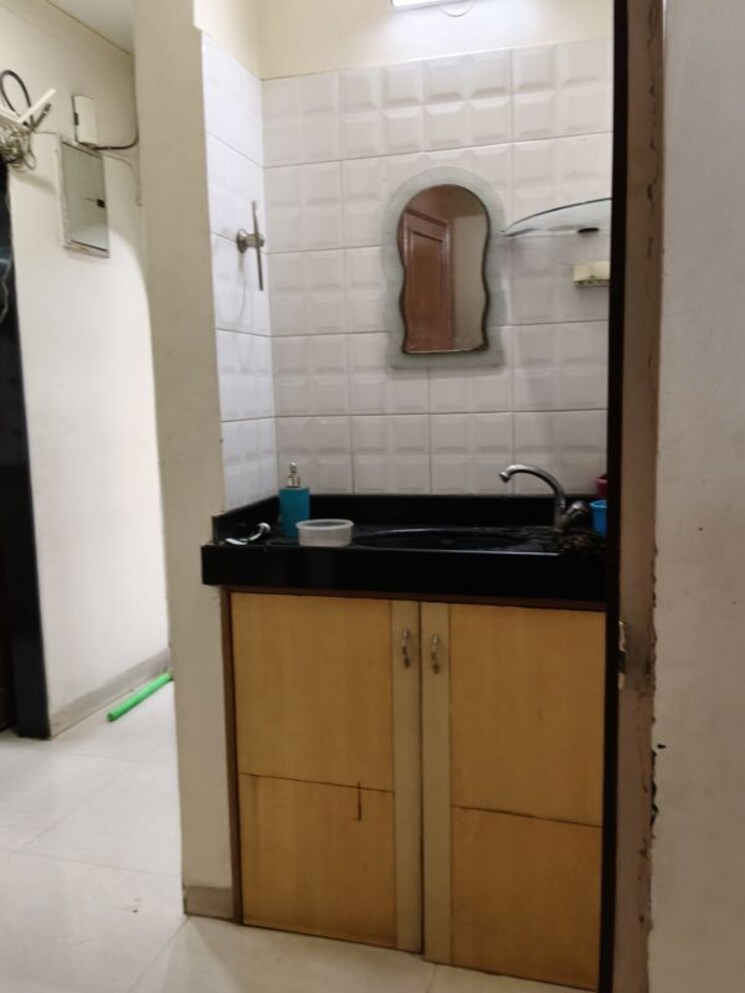 Bathroom, sagar-avenue 2 Bedroom 900 Sq.Ft. Apartment In Santacruz East Mumbai 9724036