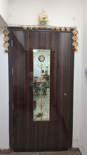 Furnished Amenities in 2 BHK Apartment at Sethia Kalpavruksh Heights, Kandivali West – for Rent