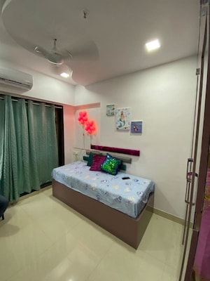 Master Bedroom in 2 BHK Apartment at Sethia Kalpavruksh Heights, Kandivali West – for Rent
