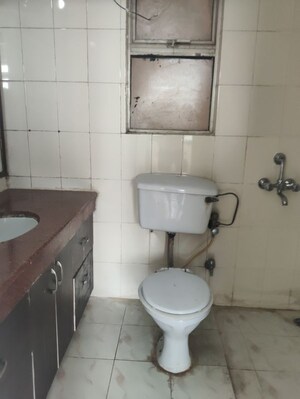Bathroom in 1 BHK Apartment at Ansal Sushant Estate, Sector 52 – for Rent