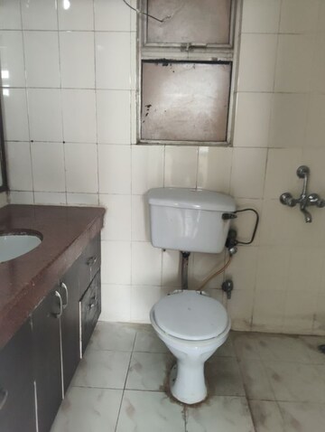 Bathroom in 1 BHK Apartment at Ansal Sushant Estate, Sector 52 – for Rent