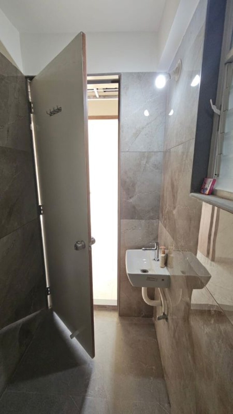 Bathroom, sah-santiago-uptown 1 Bedroom 650 Sq.Ft. Apartment In Ravet Pune 9724126