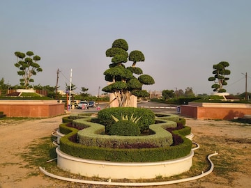 4 BHK Villa – Garden View at Deva Road - for Sale