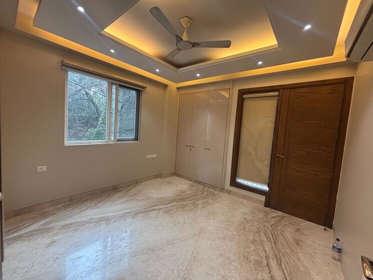 Bedroom, greater kailash i 3 Bedroom 208 Sq.Yd. Builder Floor In Greater Kailash I Delhi 9724151