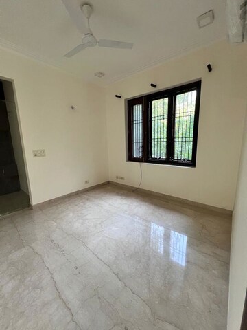 Room in 3 BHK Builder Floor at Greater Kailash I – for Rent