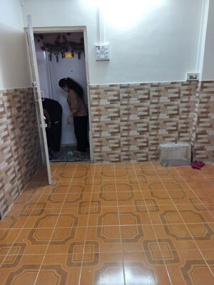 Bathroom in 1 BHK Apartment at Dombivli West – for Rent