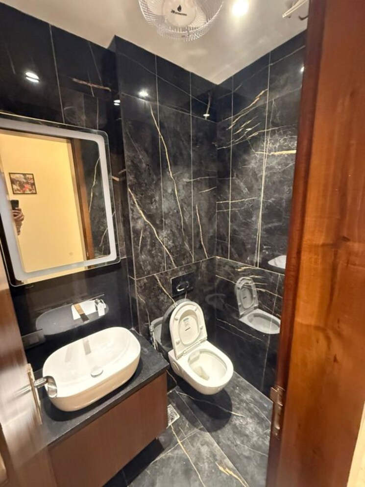 Master Bedroom, adani-oyster-grande-phase-2 3 Bedroom 2598 Sq.Ft. Apartment In Sector 102 Gurgaon 9724183