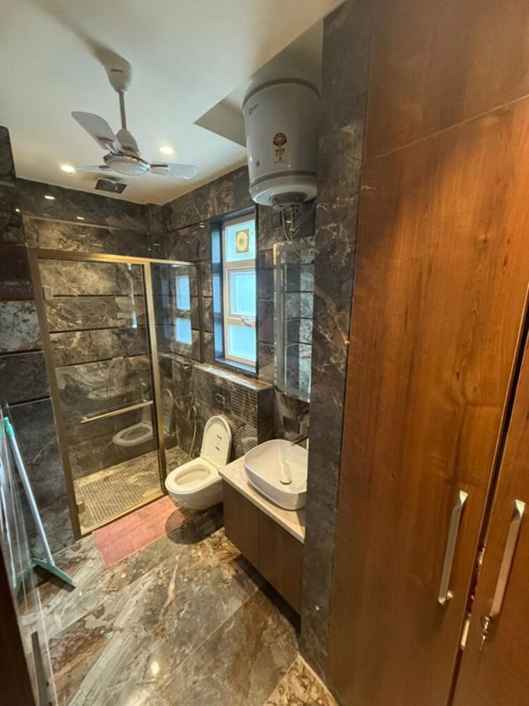 Gym, adani-oyster-grande-phase-2 3 Bedroom 2598 Sq.Ft. Apartment In Sector 102 Gurgaon 9724183