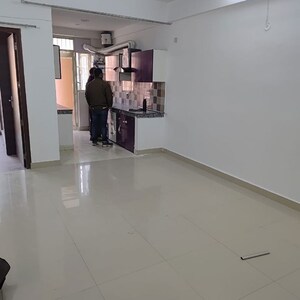 Room in 3 BHK Apartment at Pacific Hills, Kishanpur – for Rent