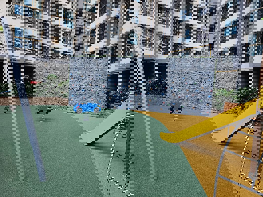 2 BHK Apartment For Rent in Raj Infinia