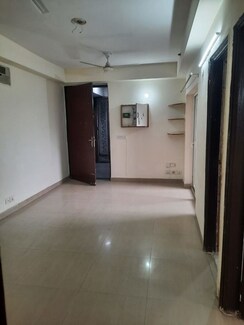 2 BHK Apartment For Rent in Nimbus The Hyde park
