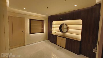 Floor Plan in  Showroom at Andheri West – for Rent