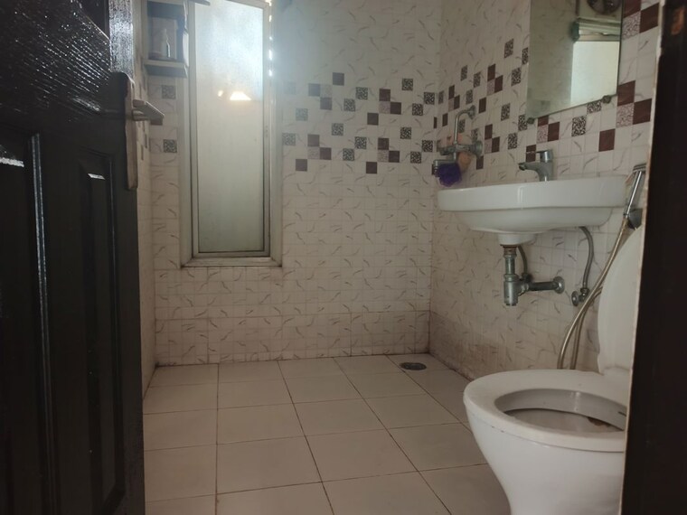 Bathroom, jm-florence 2 Bedroom 1197 Sq.Ft. Apartment In Tech Zone 4 Greater Noida Greater Noida 9724285
