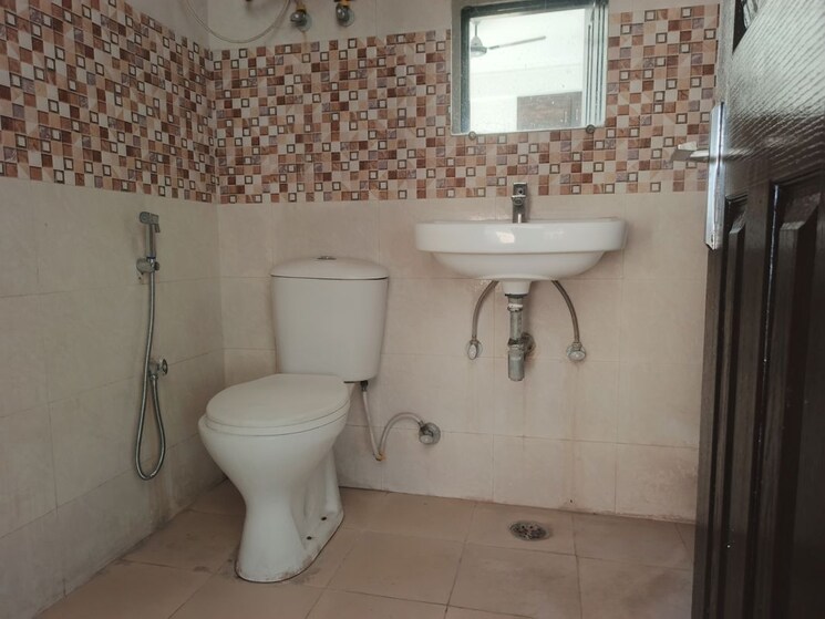 Bathroom, jm-florence 2 Bedroom 1197 Sq.Ft. Apartment In Tech Zone 4 Greater Noida Greater Noida 9724285