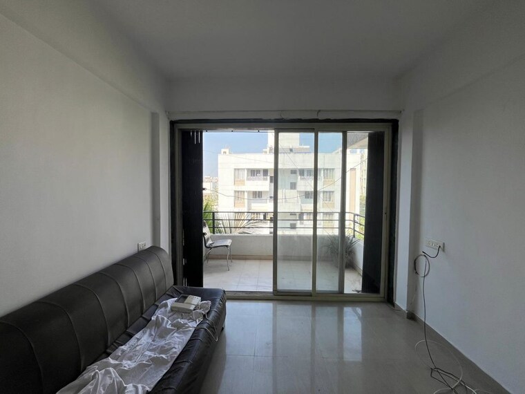 Room, baner 2 Bedroom 1200 Sq.Ft. Apartment In Baner Pune 9724289