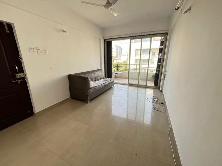 Room, baner 2 Bedroom 1200 Sq.Ft. Apartment In Baner Pune 9724289