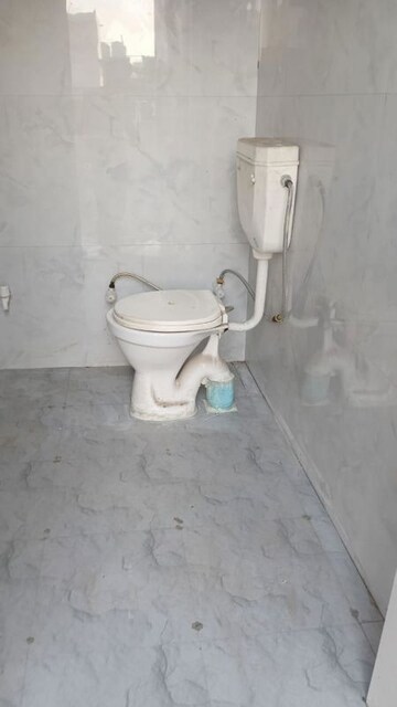 Bathroom in 1 RK Independent House at Laxmi Nagar – for Rent