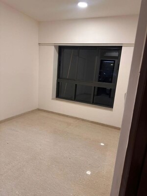 Room in 2 BHK Apartment at Shapoorji Pallonji Vicinia, Powai – for Rent