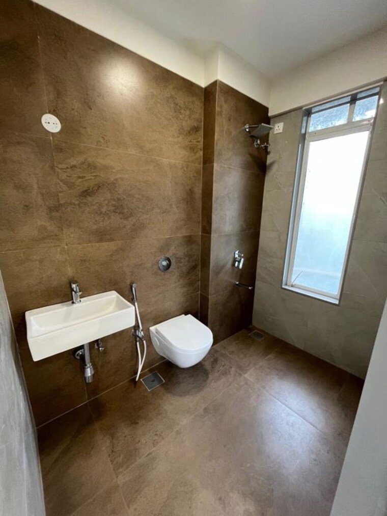 Bathroom, dotom-isle 2 Bedroom 772 Sq.Ft. Apartment In Malad West Mumbai 9722854