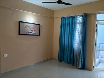 Bedroom in 2 BHK Apartment at Suncity Avenue 76, Sector 76 – for Sale