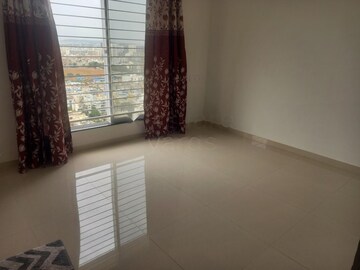 Room in 2 BHK Apartment at Goel Ganga Altus, Kharadi – for Rent