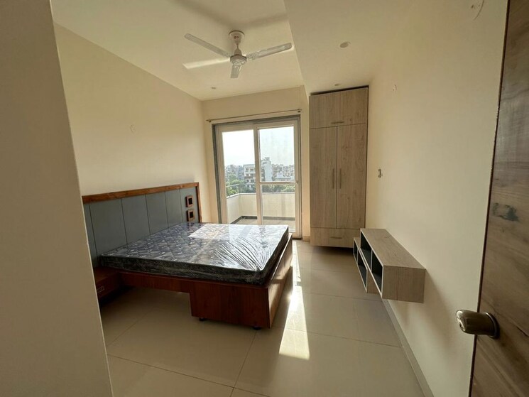 Bedroom, hong-kong-bazaar 2 Bedroom 1100 Sq.Ft. Builder Floor In Sector 57 Gurgaon 9724382