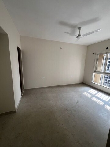 Room in 2 BHK Apartment at Dosti West County, Balkum Pada – for Rent