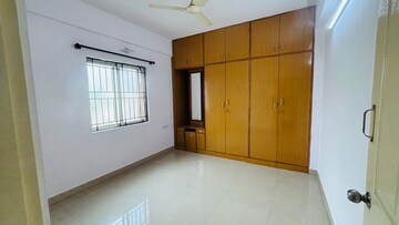 Room in 3 BHK Builder Floor at Prabhat Royal, Banaswadi – for Rent