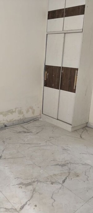 Room in 2 BHK Apartment at DMD Hometech Awas Yojna, Sector 73 – for Sale