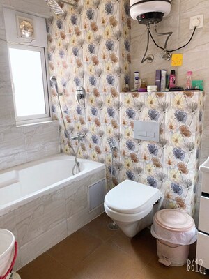 Bathroom in 3 BHK Builder Floor at Unitech South City II, Sector 50 – for Rent