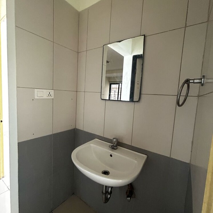 Bathroom, nanded-city-asawari 3 Bedroom 1353 Sq.Ft. Apartment In Nanded Pune 9724401