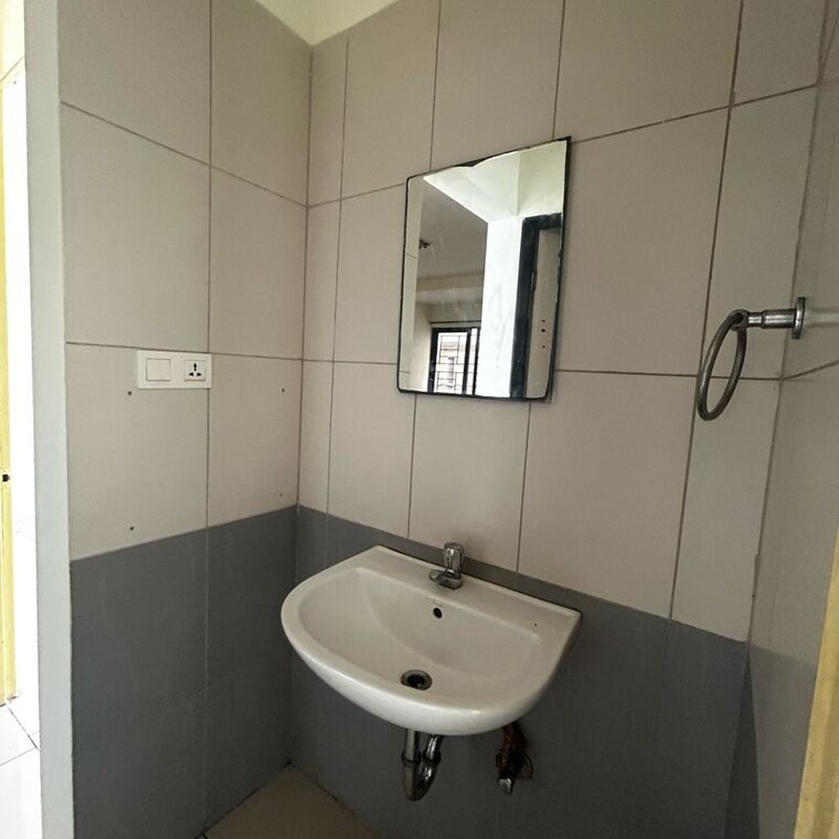 Bathroom, nanded-city-asawari 3 Bedroom 1353 Sq.Ft. Apartment In Nanded Pune 9724401