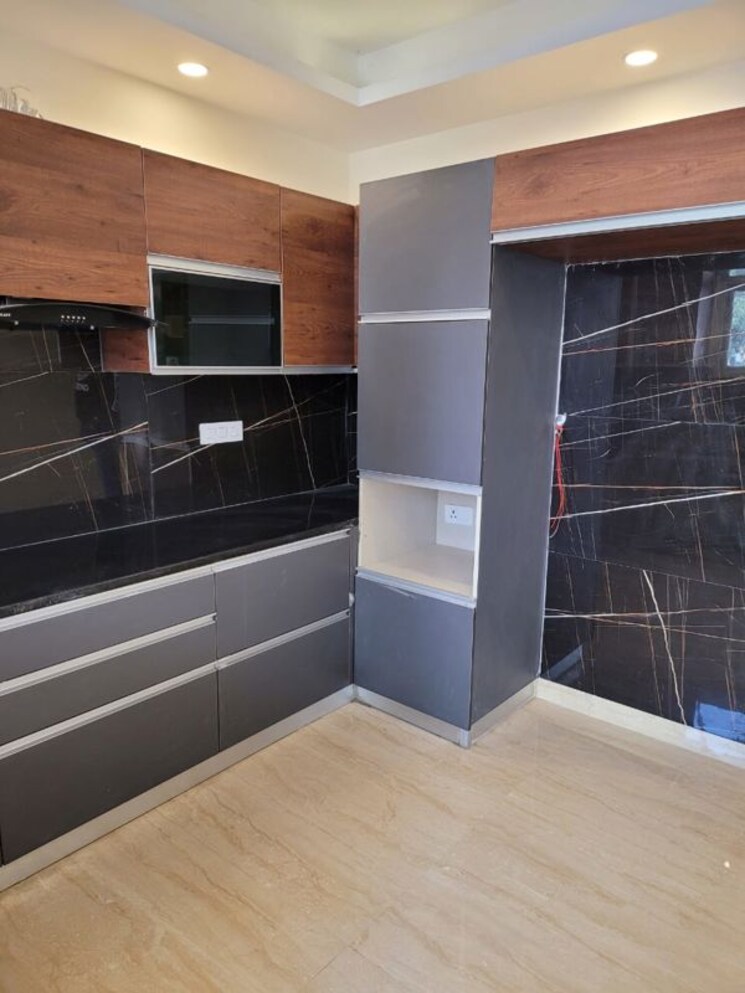 Kitchen, unitech-south-city-ii 4 Bedroom 1750 Sq.Ft. Builder Floor In Sector 50 Gurgaon 9724437