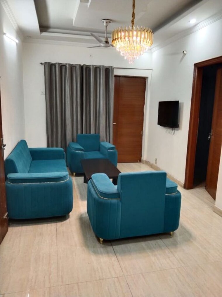 Living Room, dlf-the-pinnacle 4 Bedroom 4000 Sq.Ft. Apartment In Dlf Phase V Gurgaon 9724449