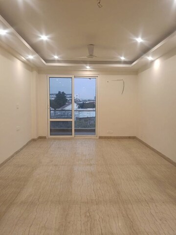 Room in 3 BHK Builder Floor at Kibithu Homes, Sector 47 – for Rent