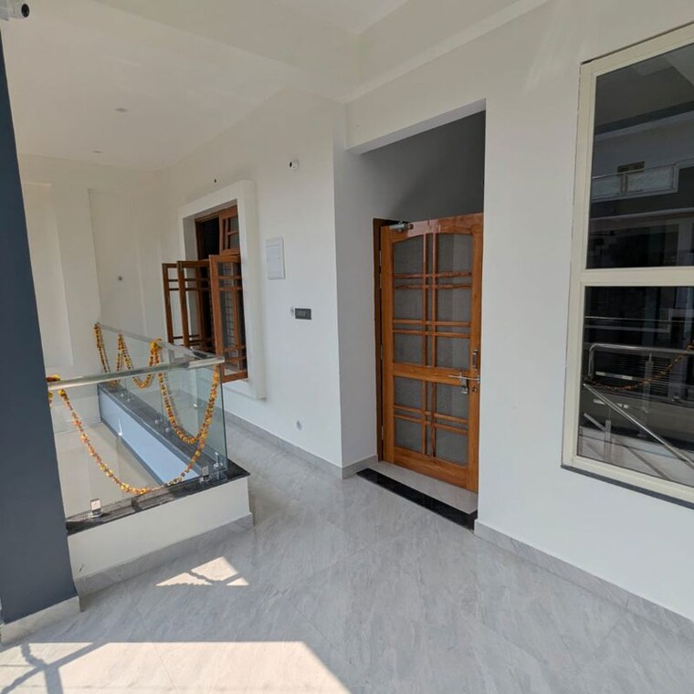 Room, gomti nagar Pg For Girls In Gomti Nagar 9724484