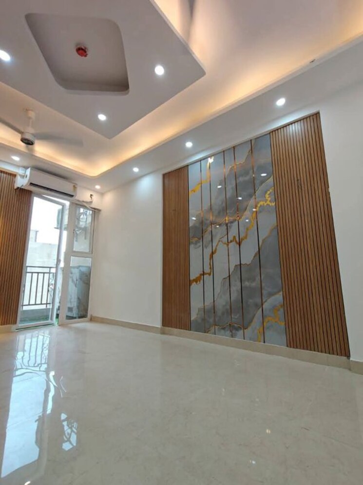 Room, emaar-the-palm-drive-the-premier-terraces 3 Bedroom 1950 Sq.Ft. Apartment In Sector 66 Gurgaon 9724497