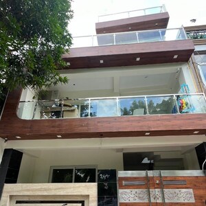  Pg For Rent in Gomti Nagar