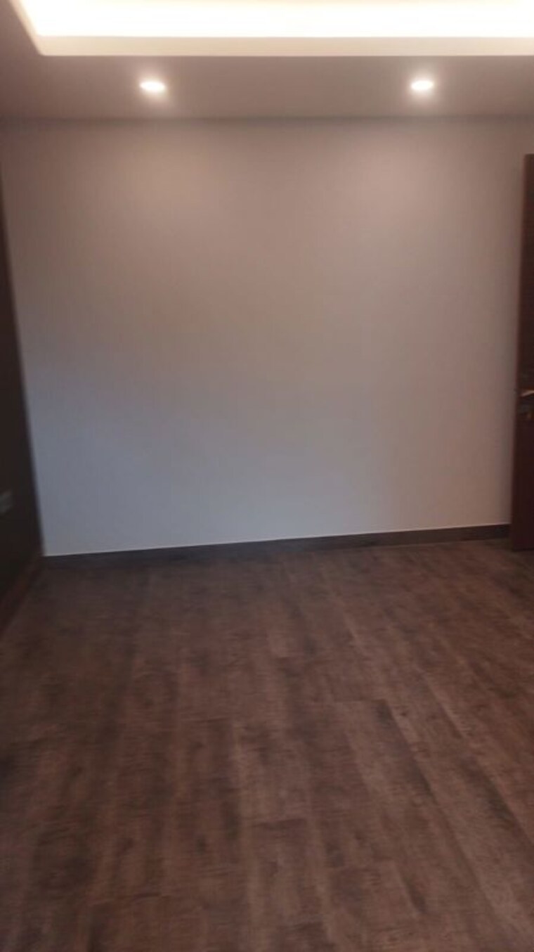 Room, suncity-platinum-towers 4 Bedroom 4175 Sq.Ft. Apartment In Sector 28 Gurgaon 9724506